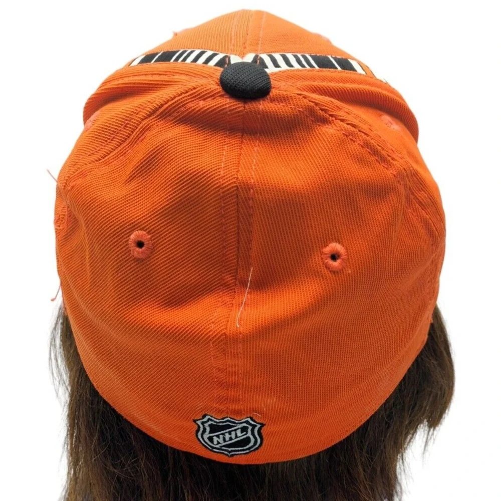 Philadelphia Flyer NHL Reebok Cap Hat Center Ice Collection Stretch FITMAX70 S/M